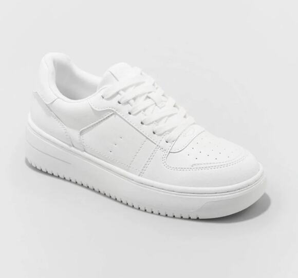wild fable Shoes - NWT Wild Fable Target Lola Lace Up Platform Sneakers White Memory Foam Size 10